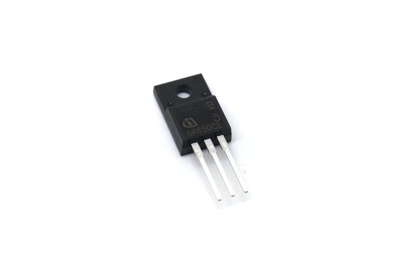 картинка Транзистор IPA60R650CEXKSA1 N-канал | ВсеКомпоненты.ру