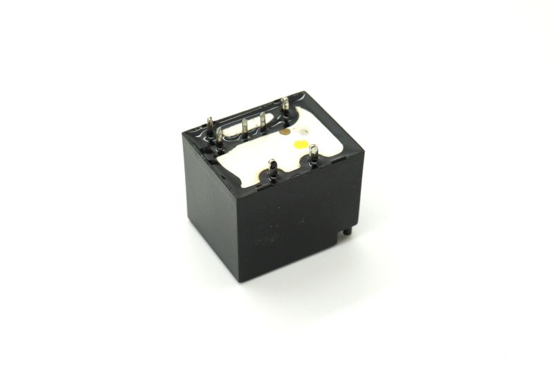 картинка Реле SLB-24VDC-SL-C | ВсеКомпоненты.ру