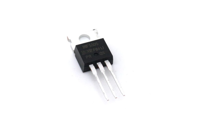 картинка Транзистор IRF5305 P-канал | ВсеКомпоненты.ру