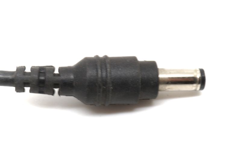 картинка Блок питания 12В 5А Б/У | ВсеКомпоненты.ру