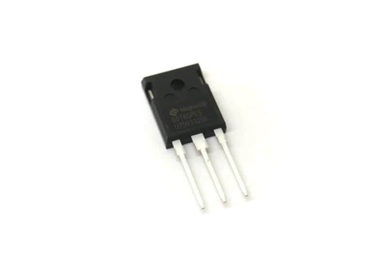 картинка Транзистор MBQ60T65PES N-канал | ВсеКомпоненты.ру